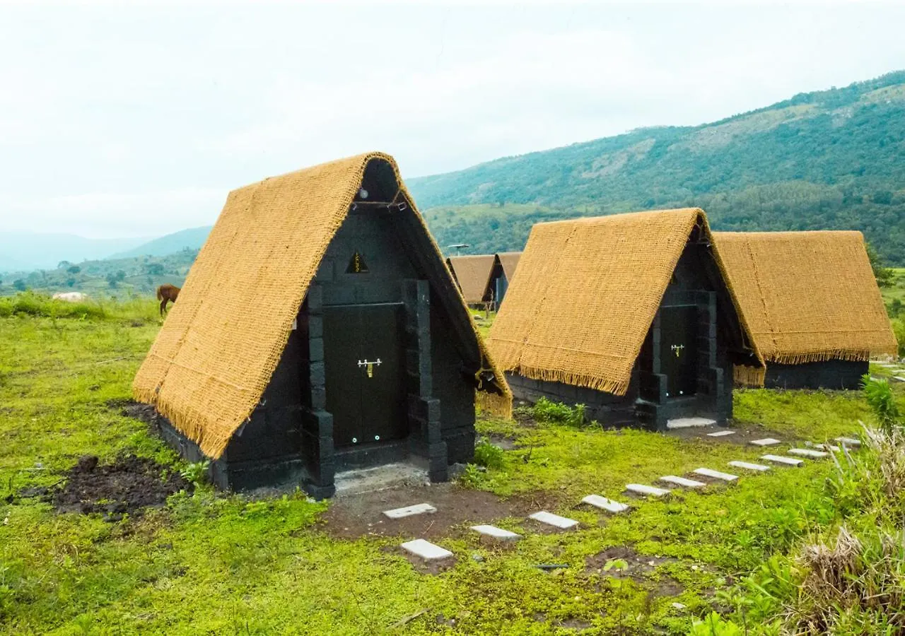 Shining Caves Resort In Anaikatti By Voye Homes Varagampadi